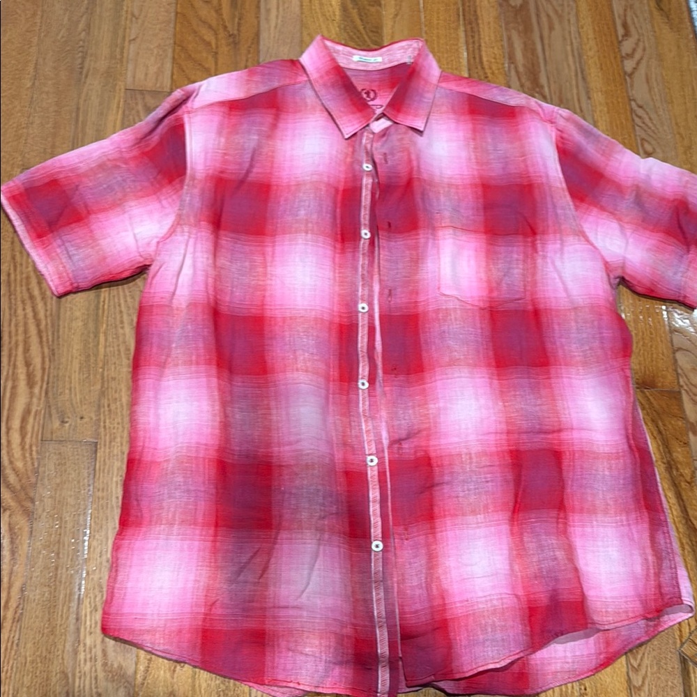 Bugatchi Men's Red Plaid Shirt LINEN short sleeve. Size XL. Worn twice.